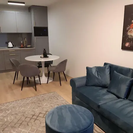 Luxury Maluno Vilos Апартаменти *